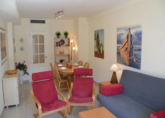 Estartit Park Apartment